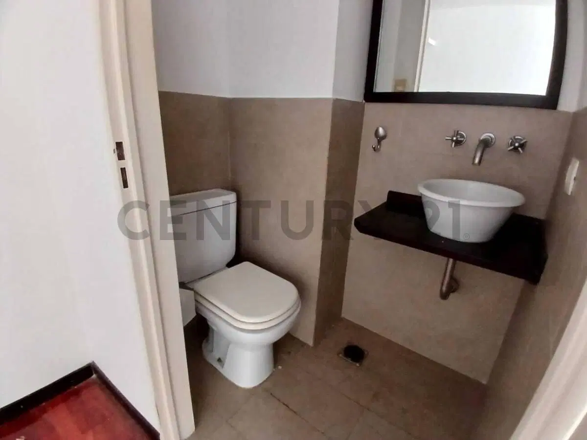 ALQUILER, Departamento de 2 ambientes en dúplex, en Caballito. 1