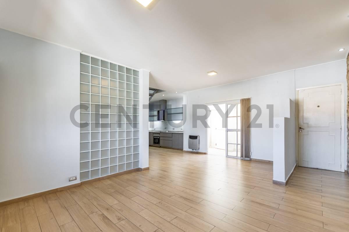 Foto de VENTA PH 5 amb + patio en Avellaneda, imagen 1