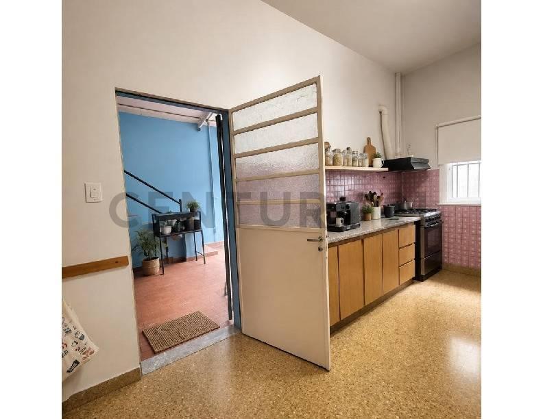 Foto de VENTA-PERMUTA PH 4 AMBIENTES EN MATADEROS, imagen 2