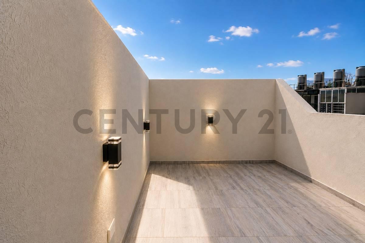 Foto de Venta PH 3 amb Terraza Quincho Patio a Estrenar Villa Luro, imagen 1