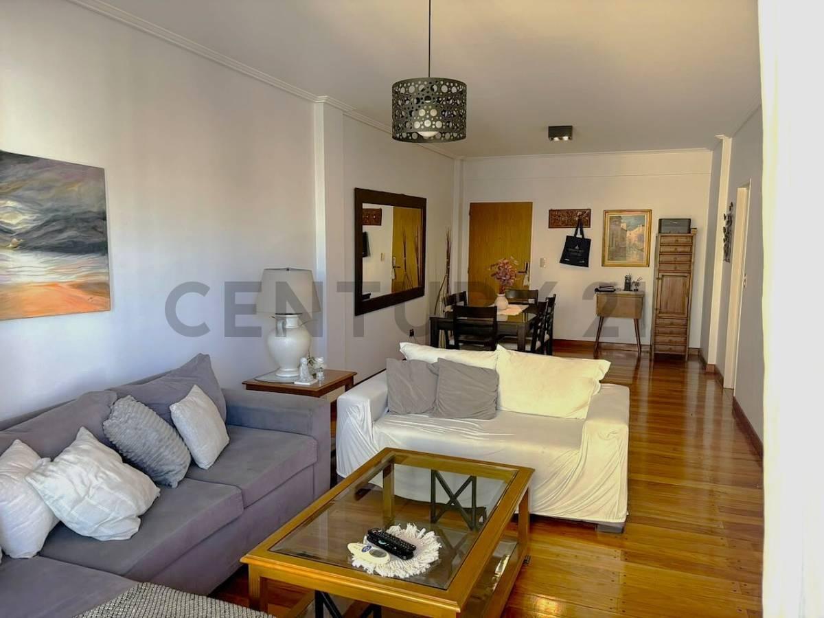 Foto de VENTA-PERMUTA DEPTO 4 AMBIENTES EN VILLA URQUIZA, imagen 1