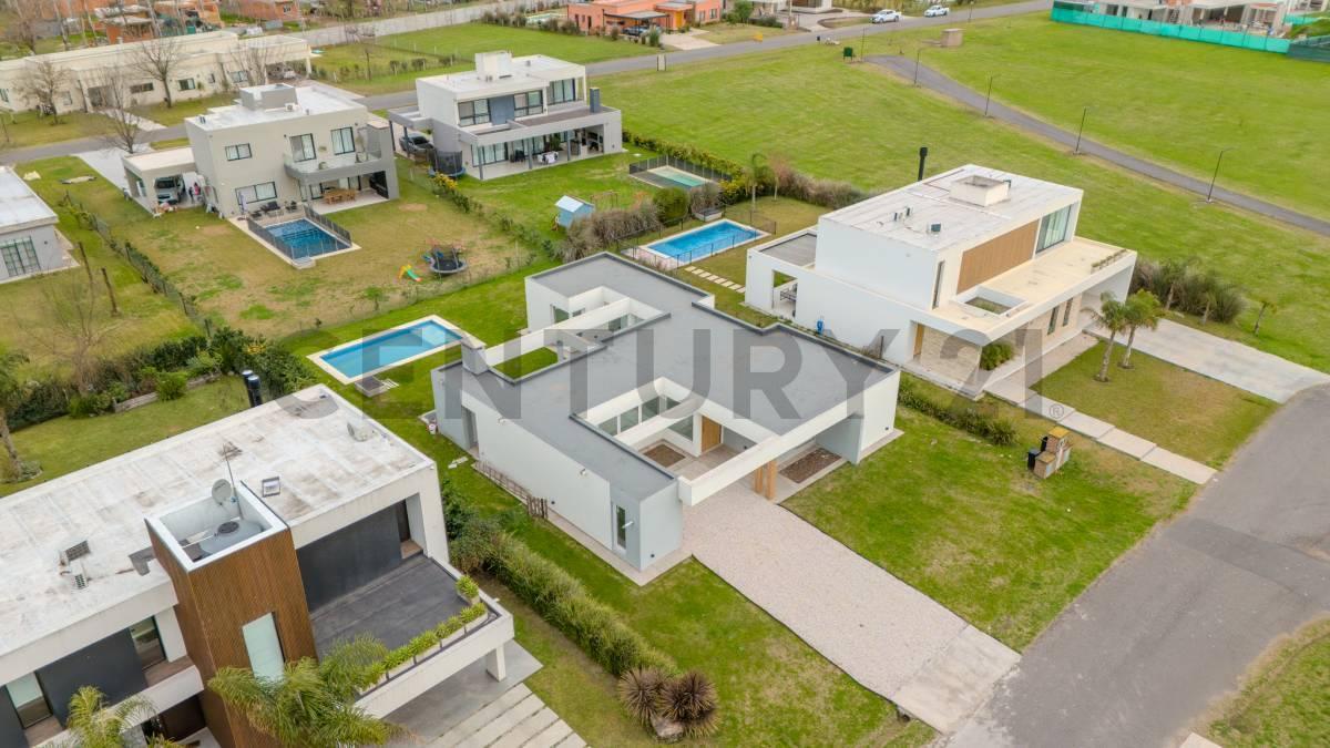 Foto de VENTA CASA A ESTRENAR EN BARRIO PRIVADO PRADOS DEL OESTE 1 -LA REJA/, imagen 2