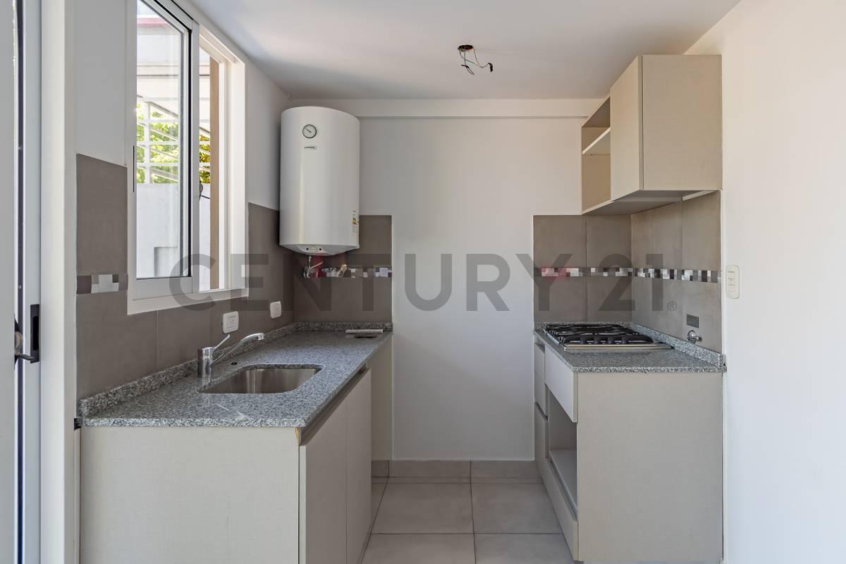 Foto de ALQUILER DPTO MONOAMBIENTE CON BALCON TERRAZA EN ALMAGRO, imagen 2
