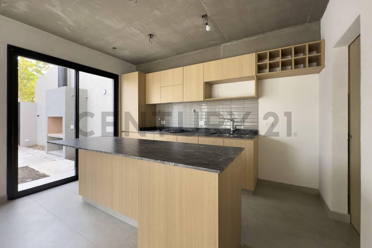 Foto de VENTA PH 4 AMB A ESTRENAR HAEDO, CON COCHERA Y JARDÍN. ENTREGA MAYO 2026, imagen 4
