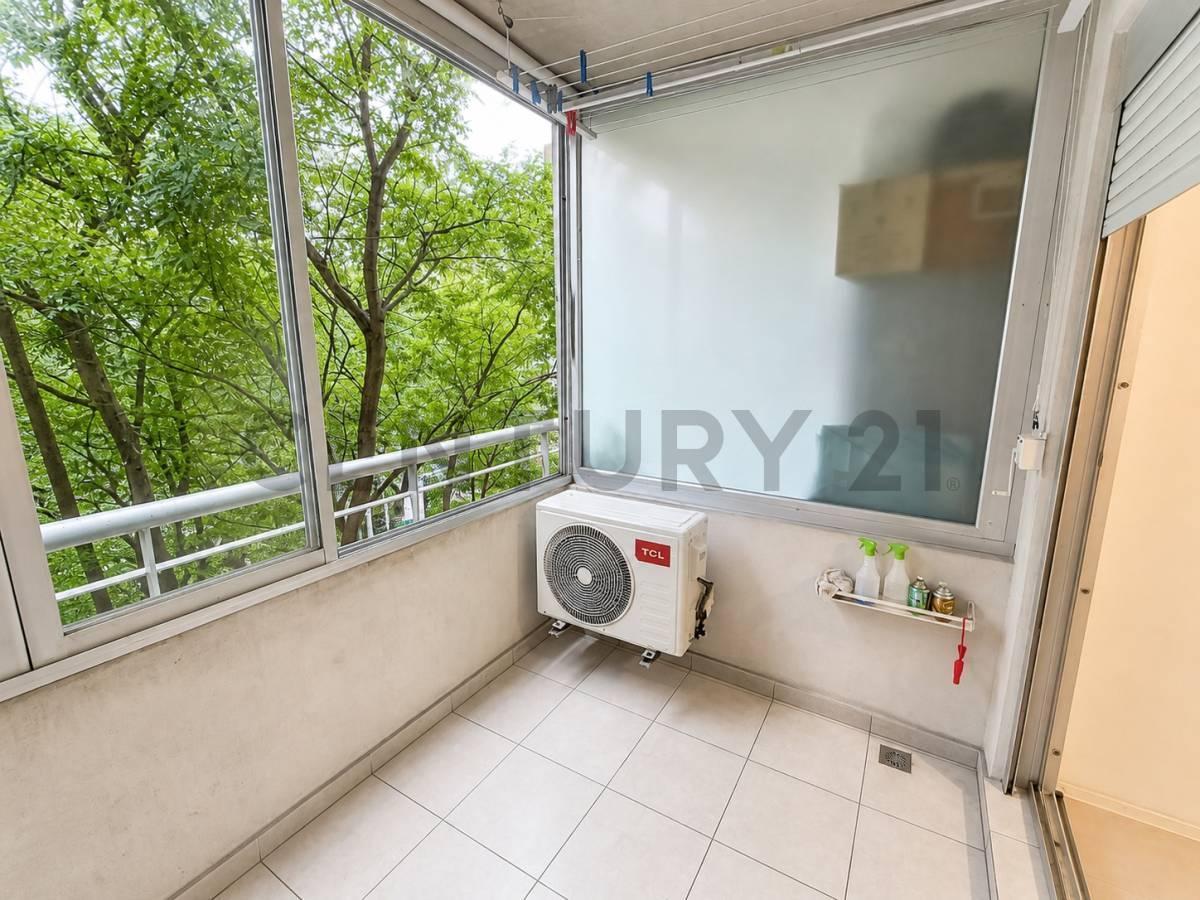Foto de Venta- Permuta Monoambiente divisible con balcon en Caballito, imagen 2