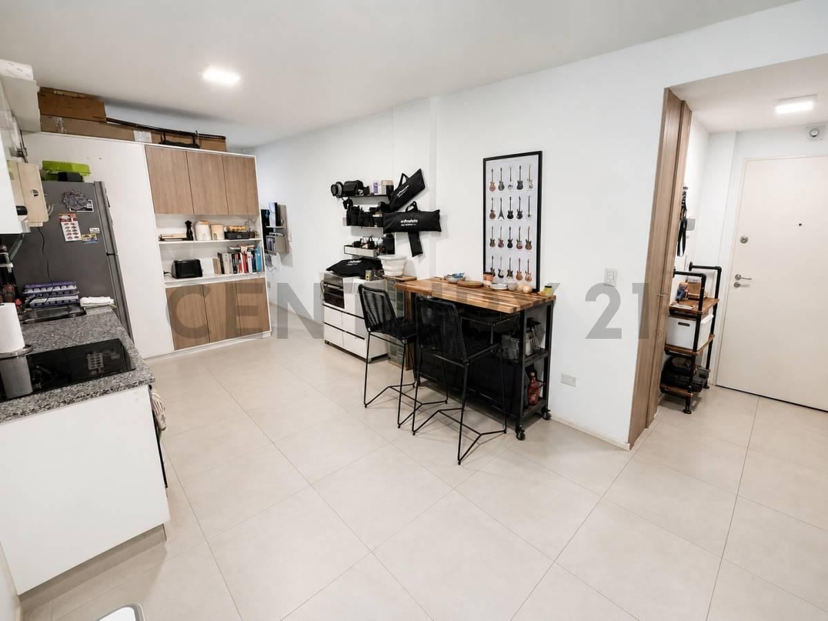 Foto de Venta- Permuta Monoambiente divisible con balcon en Caballito, imagen 3
