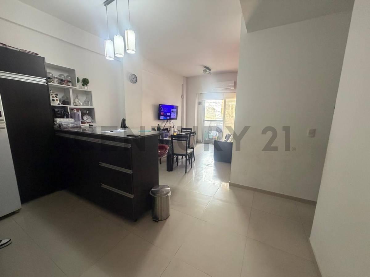 Foto de VENTA DEPARTAMENTO 3 AMBIENTES VILLA DEL PARQUE APTO CREDITO, imagen 1