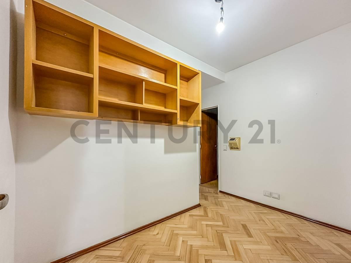 Foto de ALQ Semipiso 5 Amb c/Cochera - AMOBLADO, imagen 3