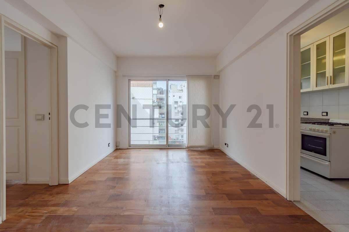 Foto de Venta Dpto 2 amb LUMINOSO con cochera Belgrano, imagen 1