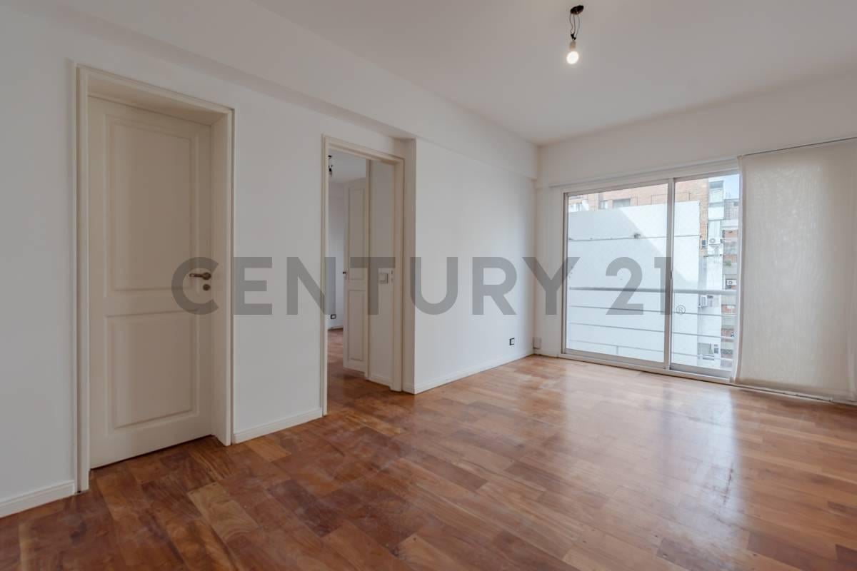 Foto de Venta Dpto 2 amb LUMINOSO con cochera Belgrano, imagen 2