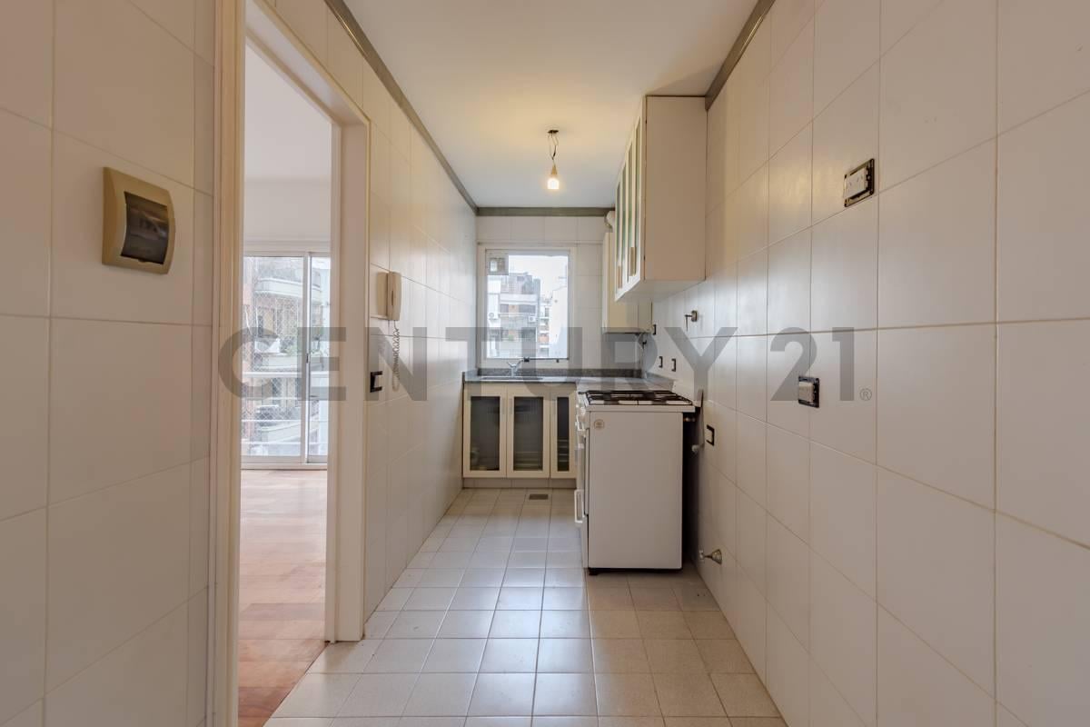 Foto de Venta Dpto 2 amb LUMINOSO con cochera Belgrano, imagen 3