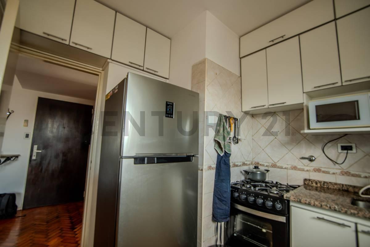 Foto de VENTA-PERMUTA DEPTO 3 AMBIENTES- VILLA DEVOTO, imagen 2