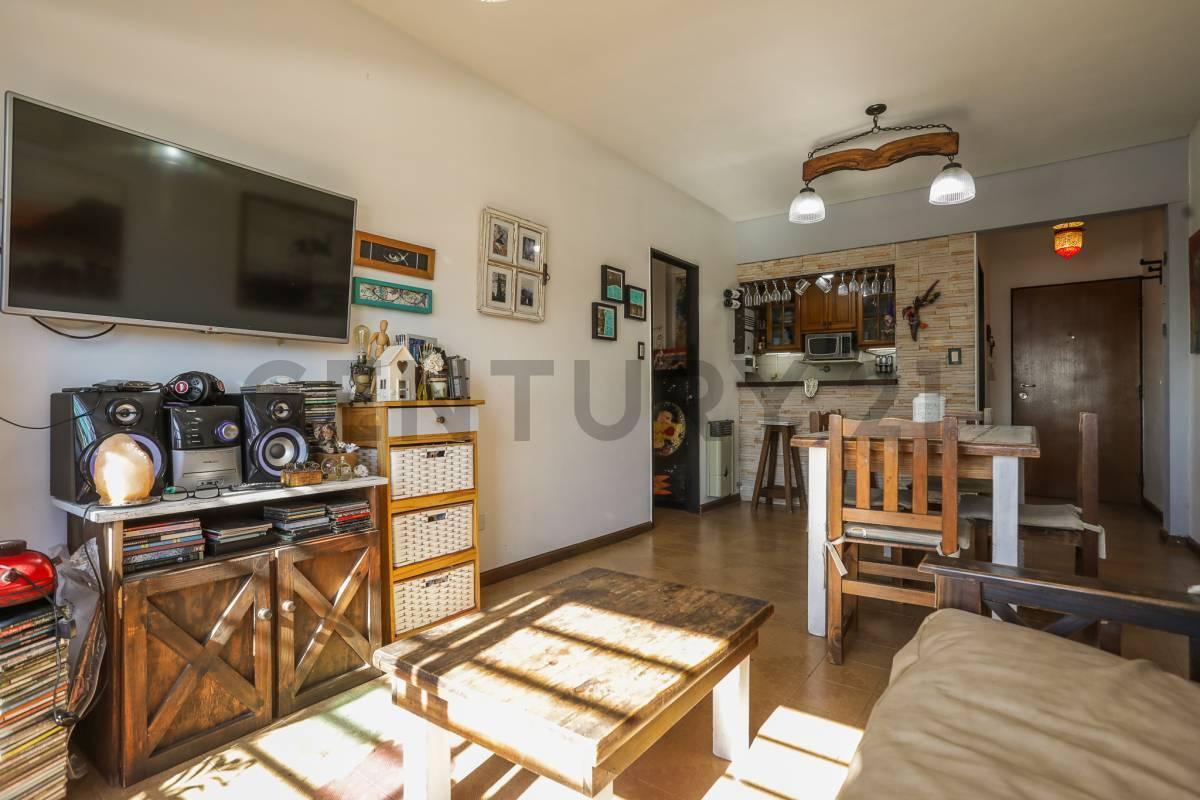 Foto de Venta-Permuta Departamento 3 ambientes con espacio guarda coche, imagen 3
