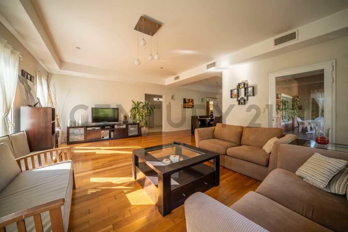 Foto de VENTA CASA 7 AMB PILETA QUINCHO TERRENO 2000 M2, imagen 5
