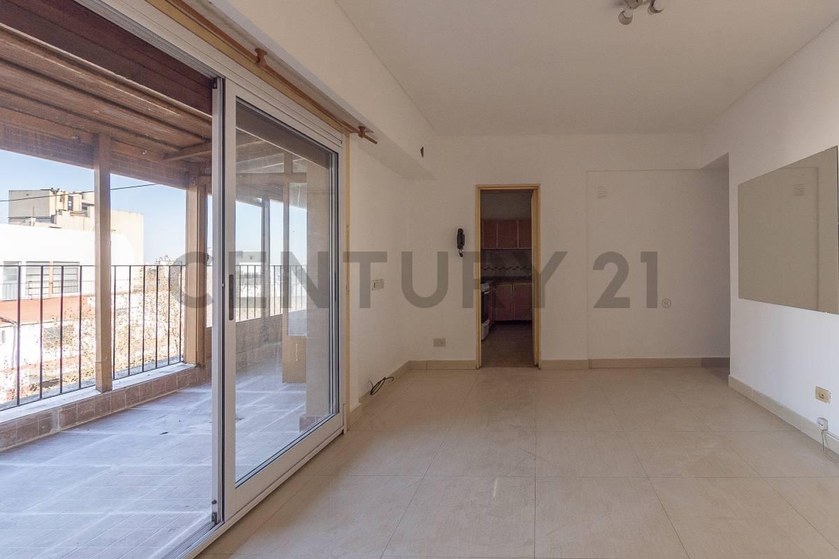Foto de VENTA DTO ULTIMO PISO CON BALCON ATERRAZADO, imagen 2