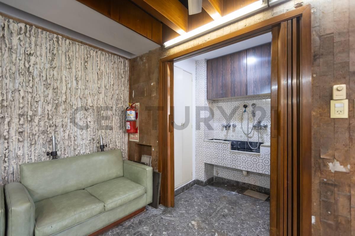 Foto de ALQUILER LOCAL COMERCIAL ALMAGRO SUR, imagen 2