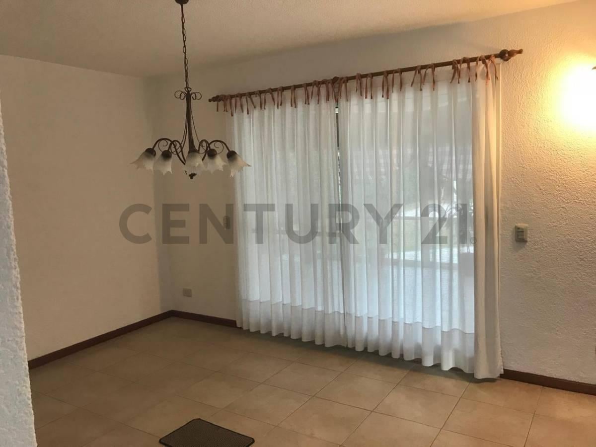 Foto de VENTA-PERMUTA CASA 3 AMB.-ESCOBAR, imagen 4
