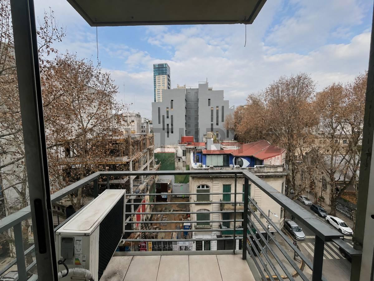 Foto de Venta-permuta Monoambiente con Balcon Divisible Vista Abierta en, imagen 3