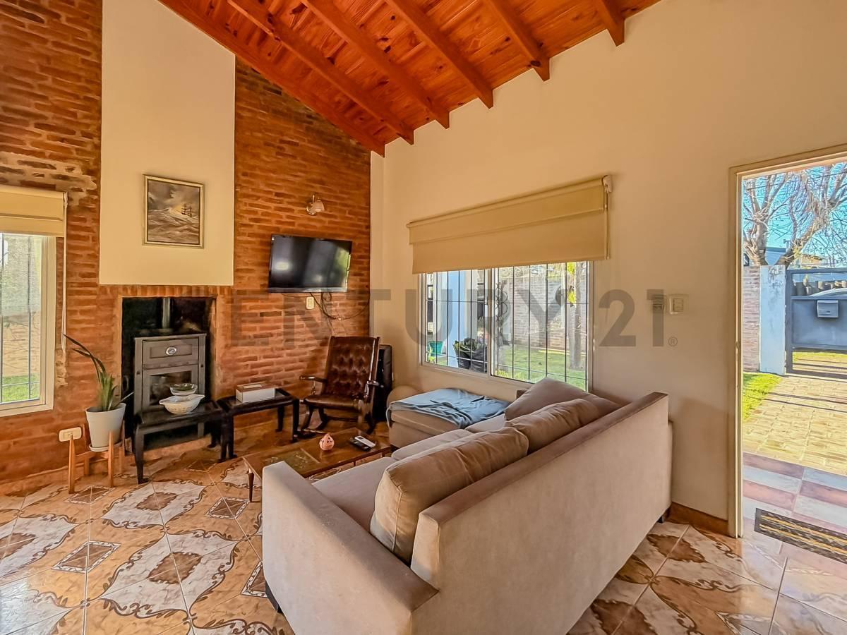 Foto de CASA 3 AMB EN VENTA | VILLA ROSA – PILAR | BARRIO CARLOS PELLEGRINI III, imagen 1
