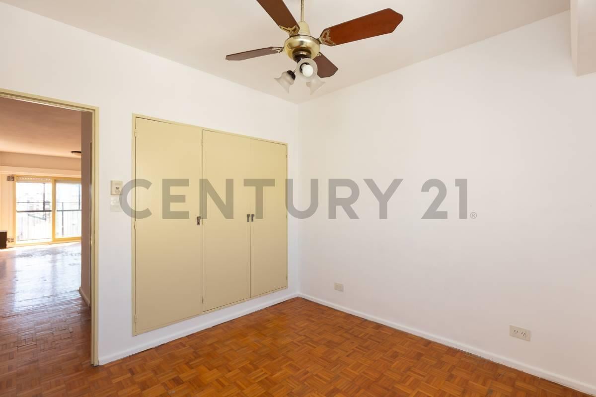 Foto de VENTA-PERMUTA DPTO 3 AMB-ALMAGRO, imagen 3
