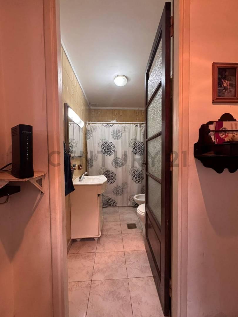 Foto de VENTA-PERMUTA PH 4 AMB.-FLORESTA, imagen 2