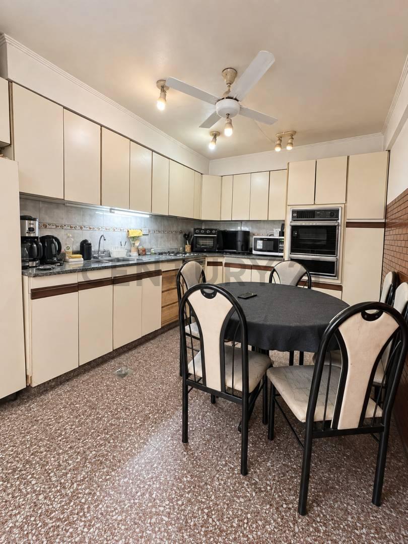 Foto de VENTA-PERMUTA PH 4 AMB.-FLORESTA, imagen 4