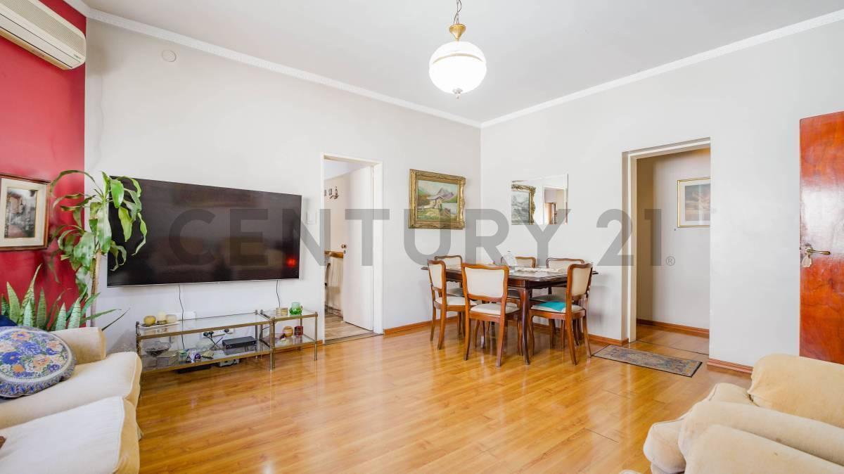 Foto de VENTA PH 5 amb con Terraza - Flores, imagen 1