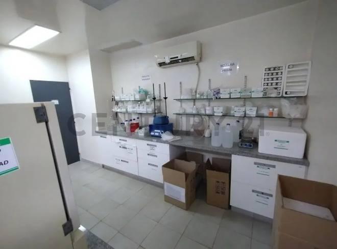Foto de VENTA-PERMUTA GALPON INDUSTRIAL- MORON, imagen 4