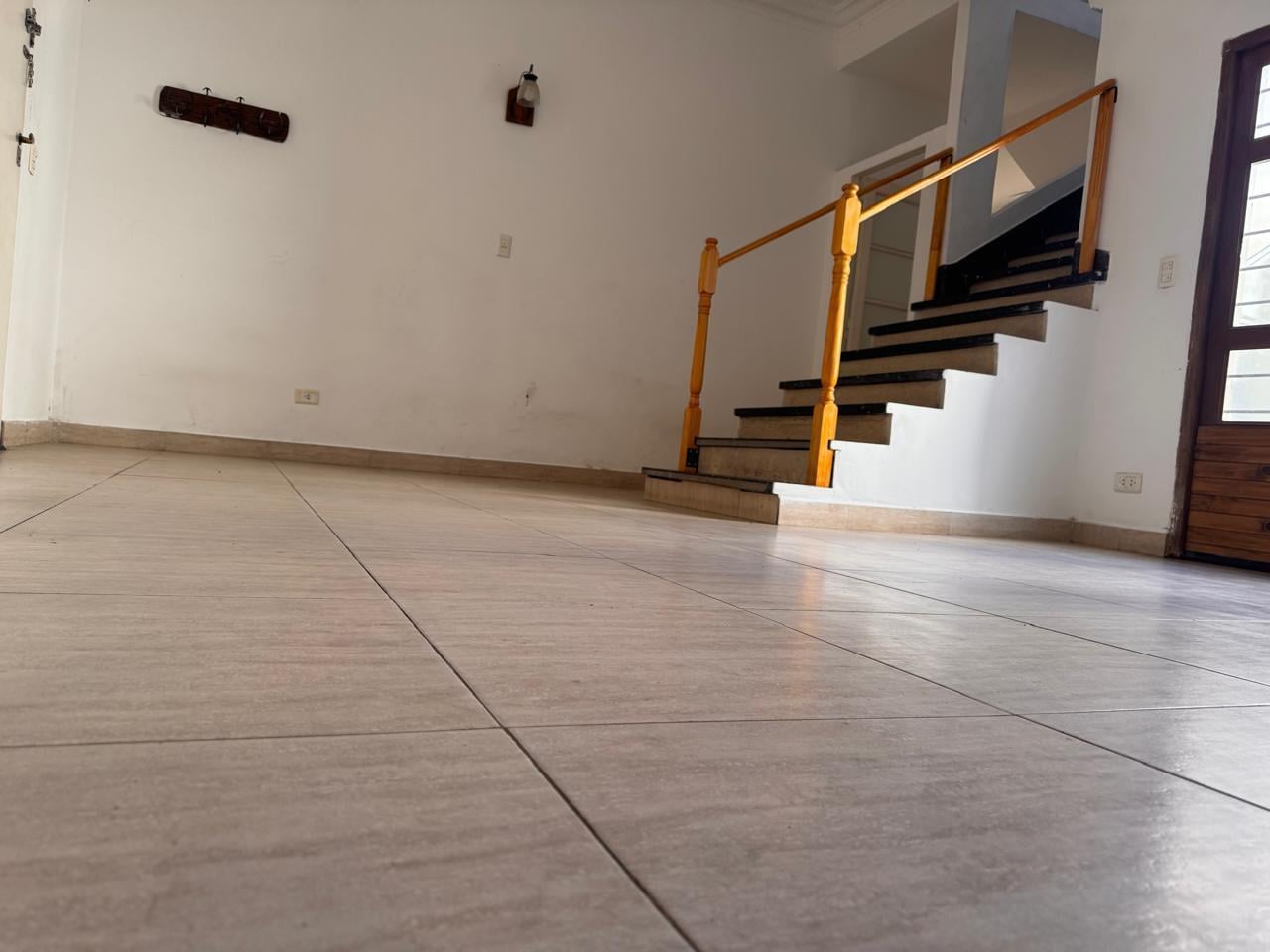 Foto de VENTA CASA 4 AMBIENTES - HAEDO NORTE, imagen 1