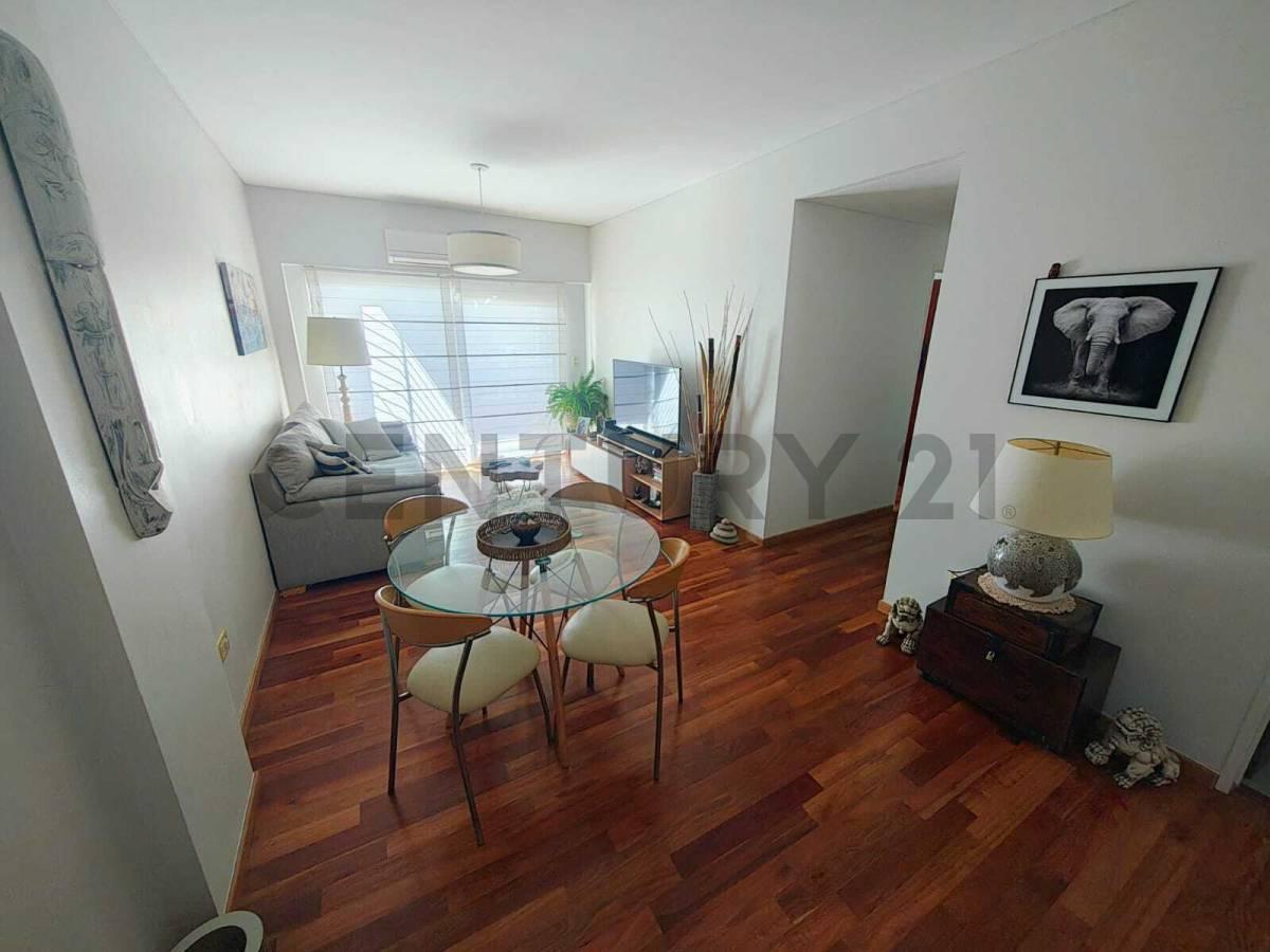 Foto de VENTA- PERMUTA DEPARTAMENTO 3 AMBIENTES CON BALCON - CABALLITO, imagen 3
