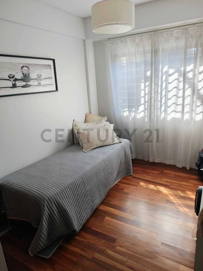 Foto de VENTA- PERMUTA DEPARTAMENTO 3 AMBIENTES CON BALCON - CABALLITO, imagen 4