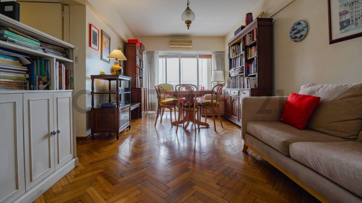 Foto de VENTA DEPTO 4 AMB.c/BALCON TERRAZA Y COCHERA-VILLA DEVOTO, imagen 3