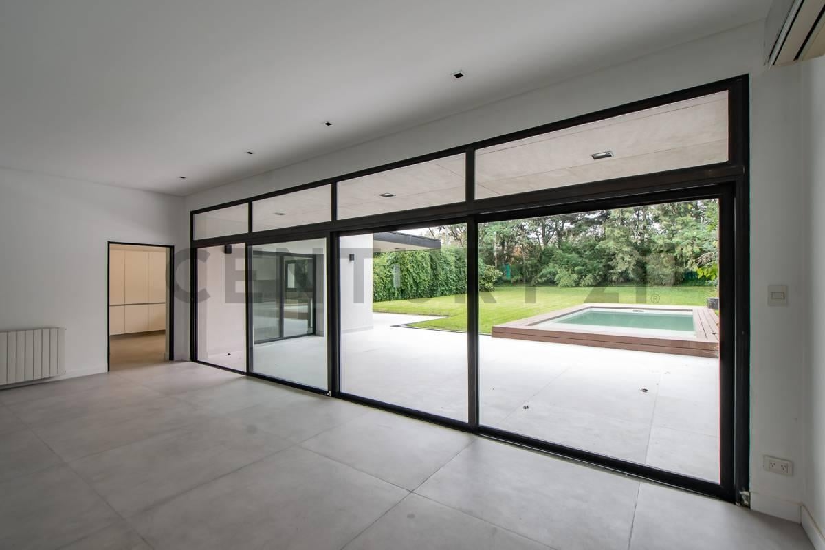 Foto de CASA PREMIUM con pileta en Villa Pacheco, imagen 5