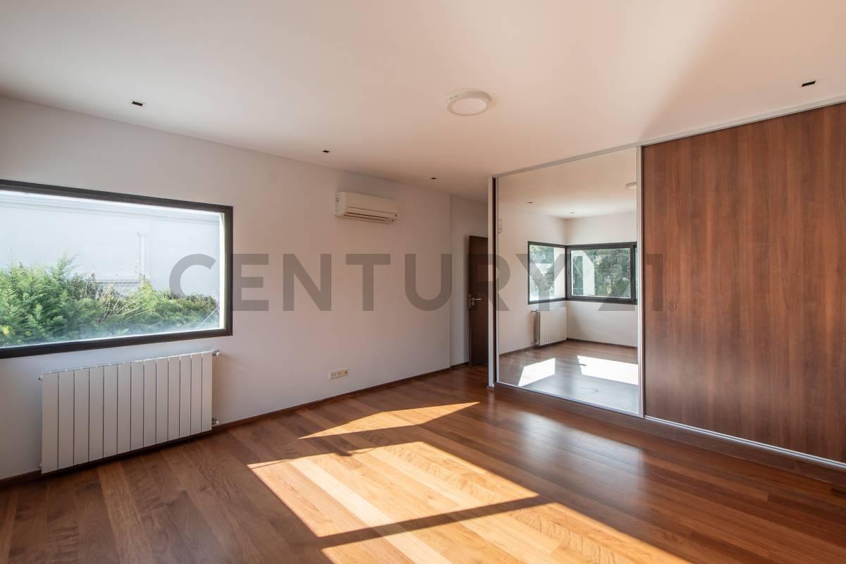 Foto de CASA PREMIUM con pileta en Villa Pacheco, imagen 4