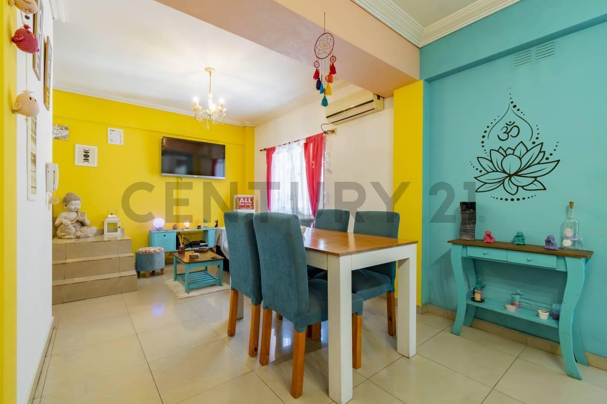 Foto de Venta depto tipo duplex con doble balcon/ Apto credito- Villa Luro, imagen 5