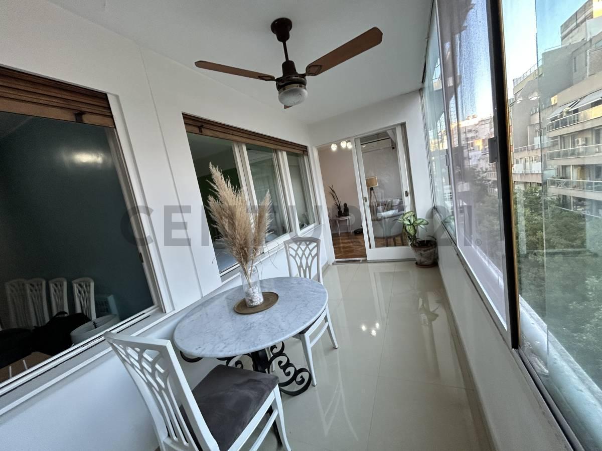 Foto de VENTA PISO 3 AMBIENTES EN RECOLETA RENOVADO, imagen 3