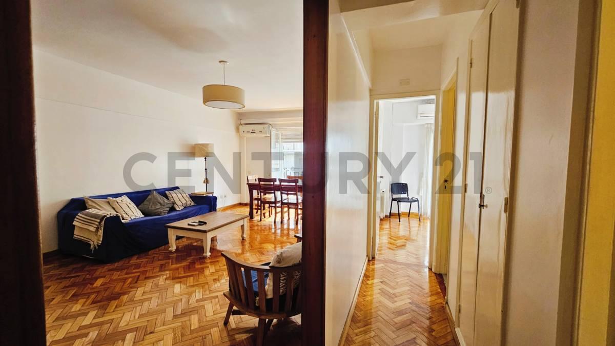 Foto de VENTA DEPTO 4 AMB RENOVADO DEPENDENCIA LAVADERO BALCON, imagen 2