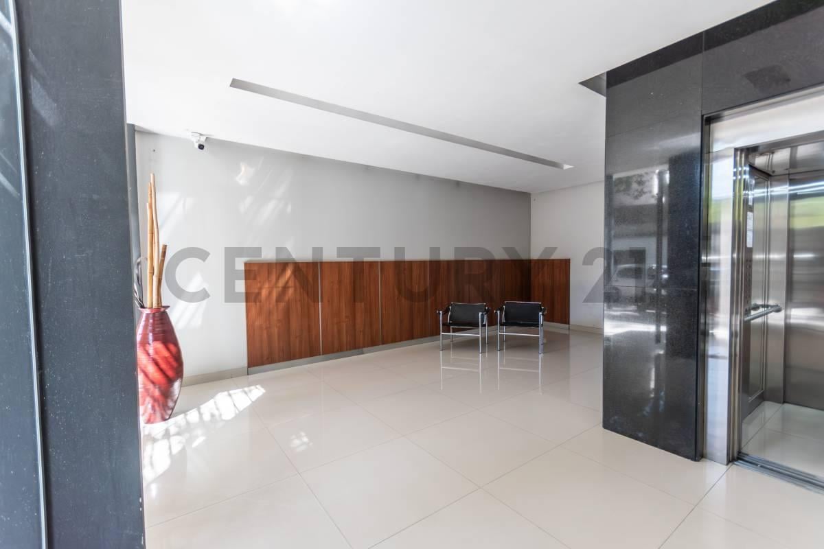 Foto de EXCELENTE DEPARTAMENTO DE 3 AMBIENTES CON COCHERA – CABALLITO, imagen 5