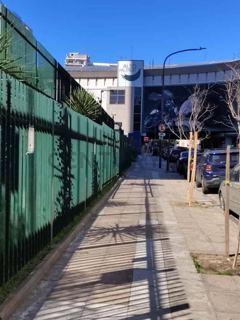 Foto de VENTA DE COCHERA DOBLE A METROS DE ALTO PALERMO!, imagen 3