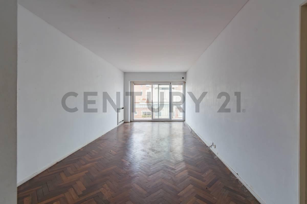 Foto de VENTA DEPTO 3 AMB C/ BALCON, COCH Y BAUL.-BELGRANO, imagen 4