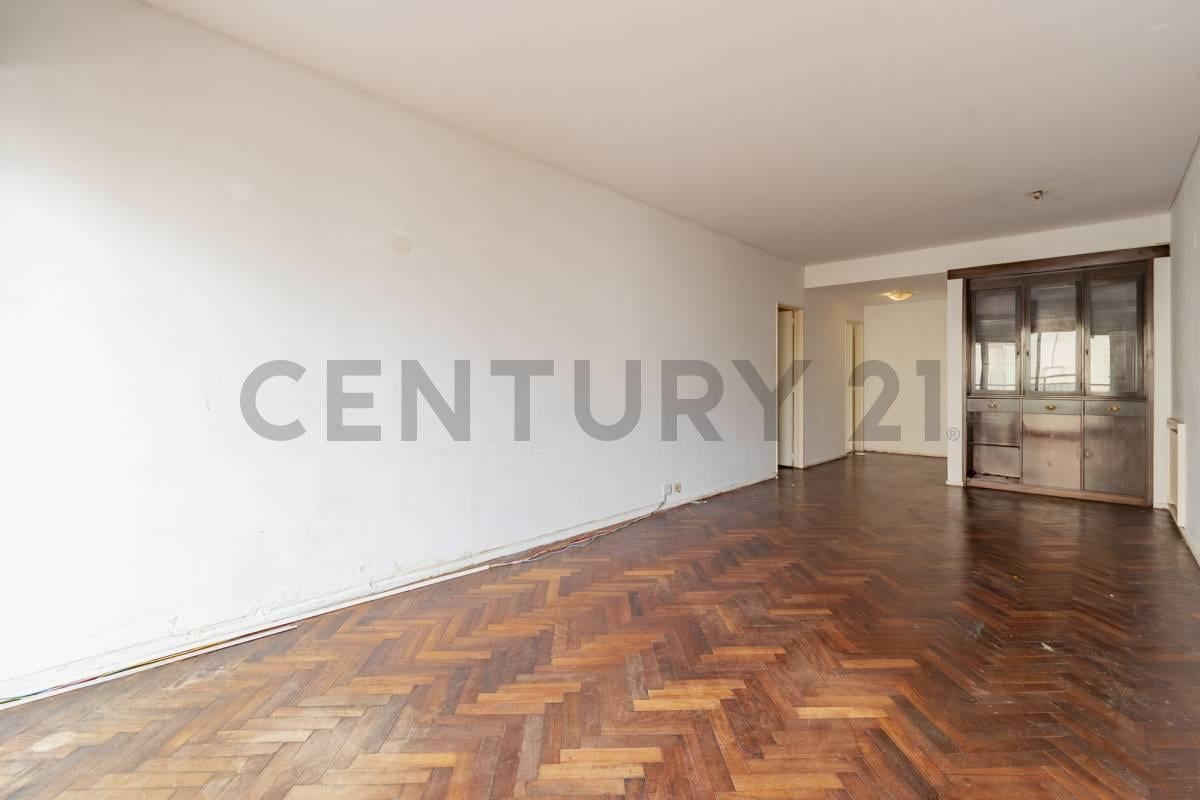 Foto de VENTA DEPTO 3 AMB C/ BALCON, COCH Y BAUL.-BELGRANO, imagen 2