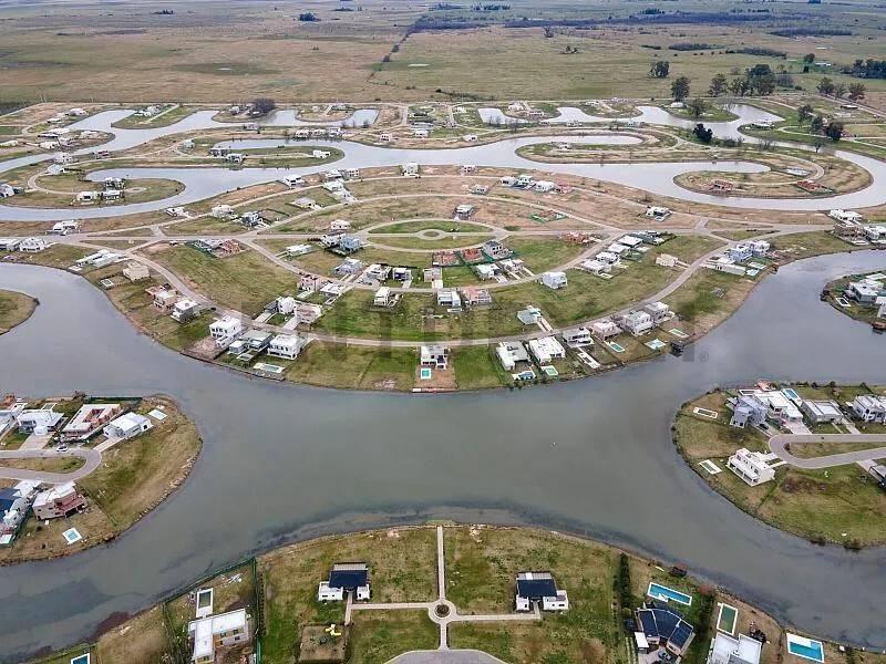 Foto de Lote de 735 m2 frente a la Laguna en Santa Clara al Sur - Etapa 7, imagen 2