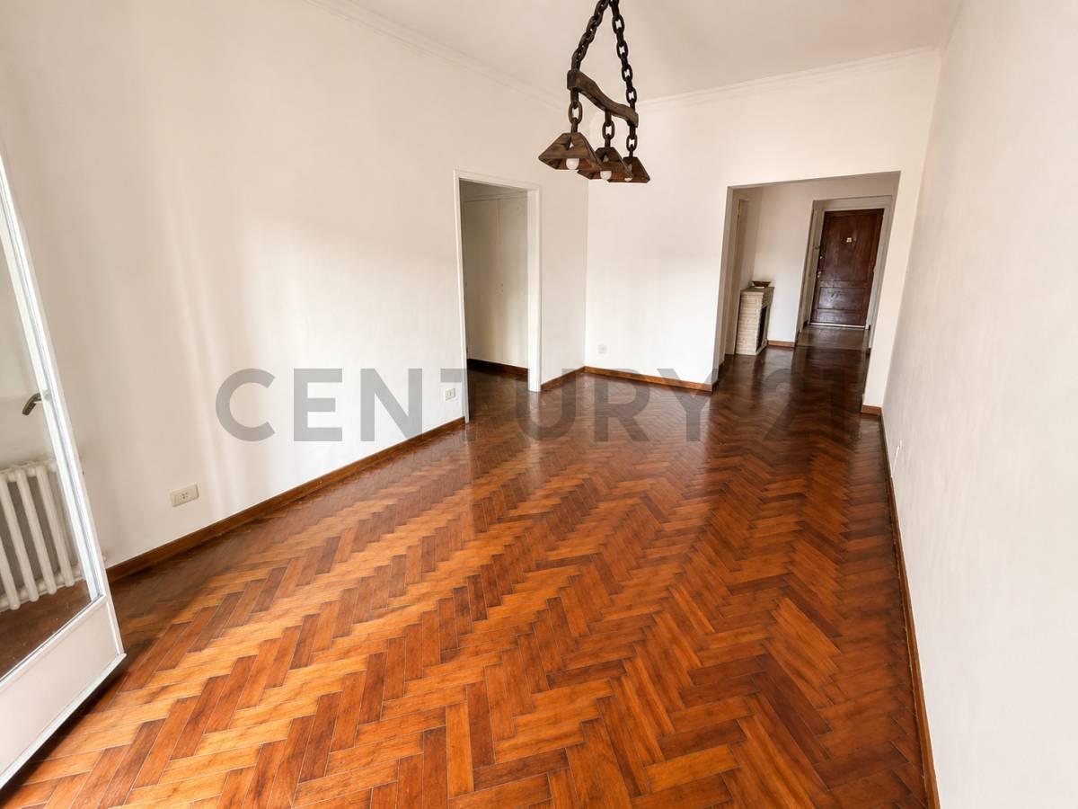Foto de VENTA-PERMUTA departamento 3 ambientes con balcon, depend. Y Cochera En, imagen 4