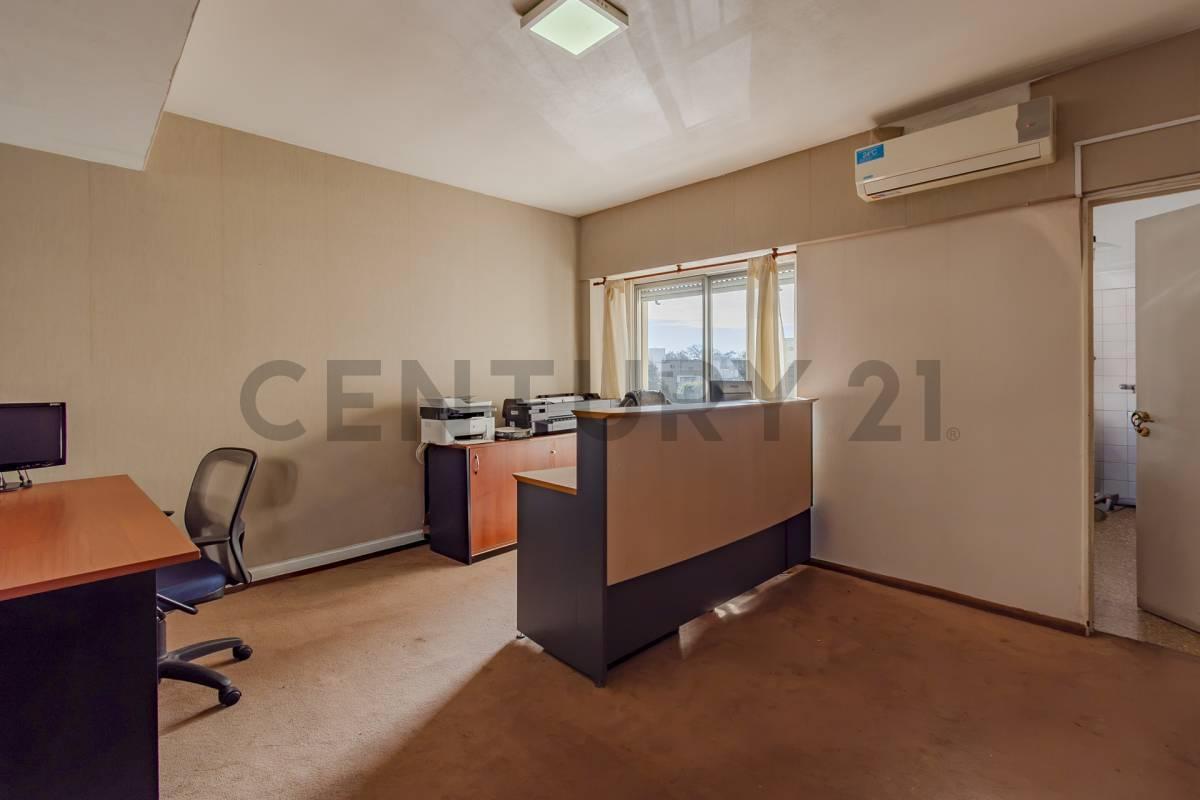 Foto de VENTA 3 AMB + Baulera en Vicente Lopez (Sobre Maipu) - Apto Profesional, imagen 2