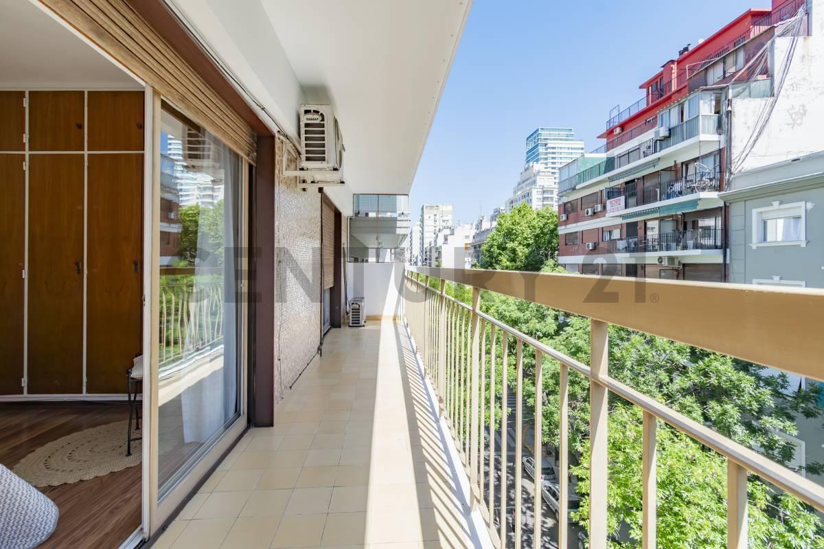 Foto de Venta Departamento Duplex 6 Amb con 2 Cocheras en Recoleta - Acepta, imagen 3