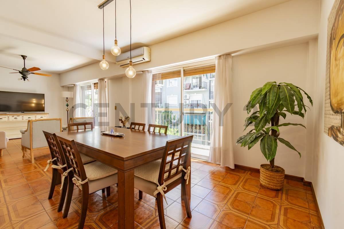 Foto de Venta Departamento Duplex 6 Amb con 2 Cocheras en Recoleta - Acepta, imagen 1