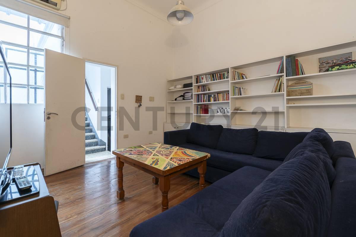 Foto de Venta Casa 6 amb Cochera Terraza patio Pque Patricios, imagen 5