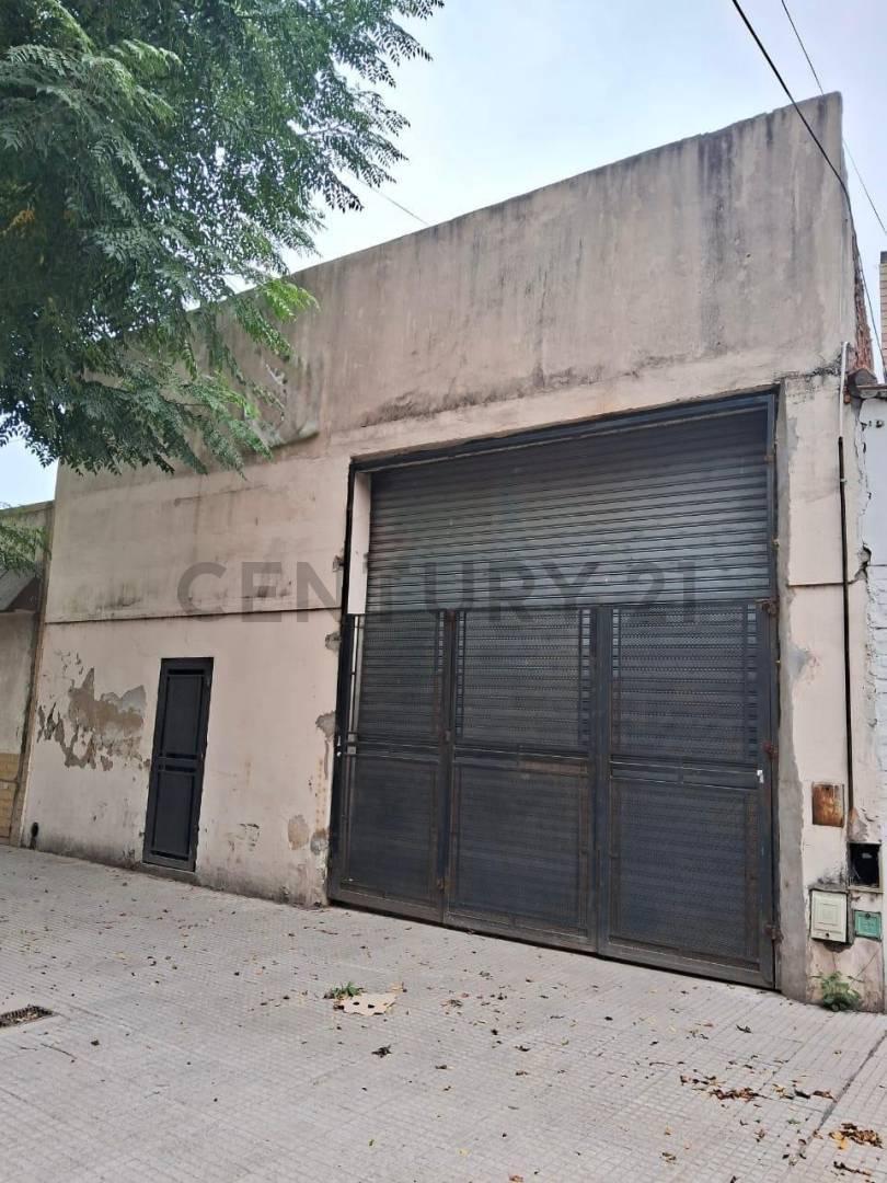 Foto de VENTA - Galpon en Flores - Lote propio, imagen 3