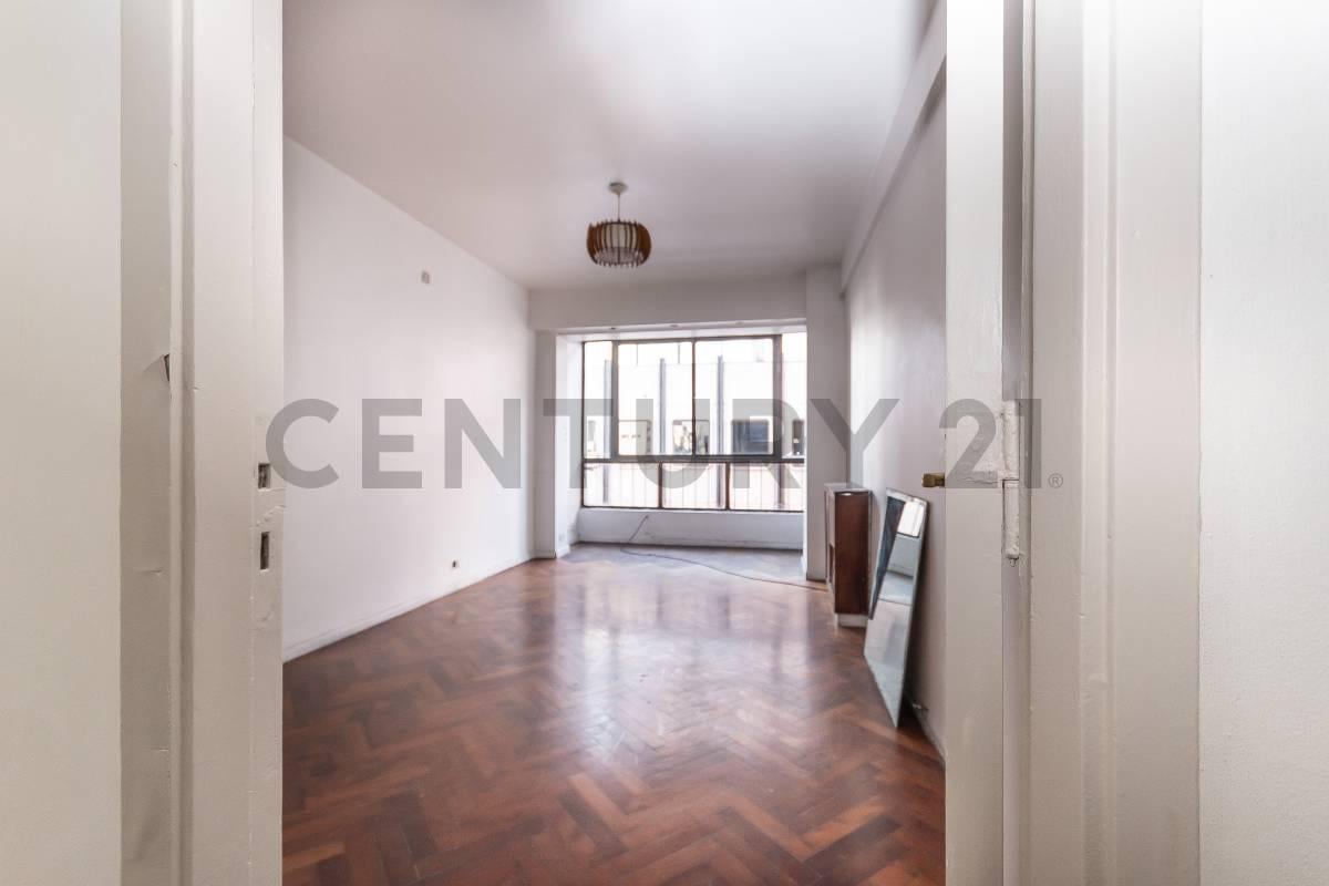 Foto de VENTA AMPLIO 5 AMBIENTES DE 95 M² | MICROCENTRO, imagen 4