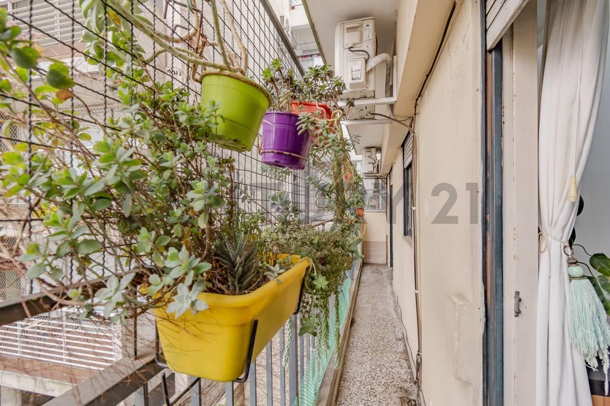 Foto de VENTA-PERMUTA HERMOSO DEPARTAMENTO DE 3 AMBIENTES C/ 2 BAÑOS Y BALCON, imagen 5